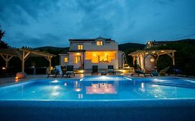 House Longo